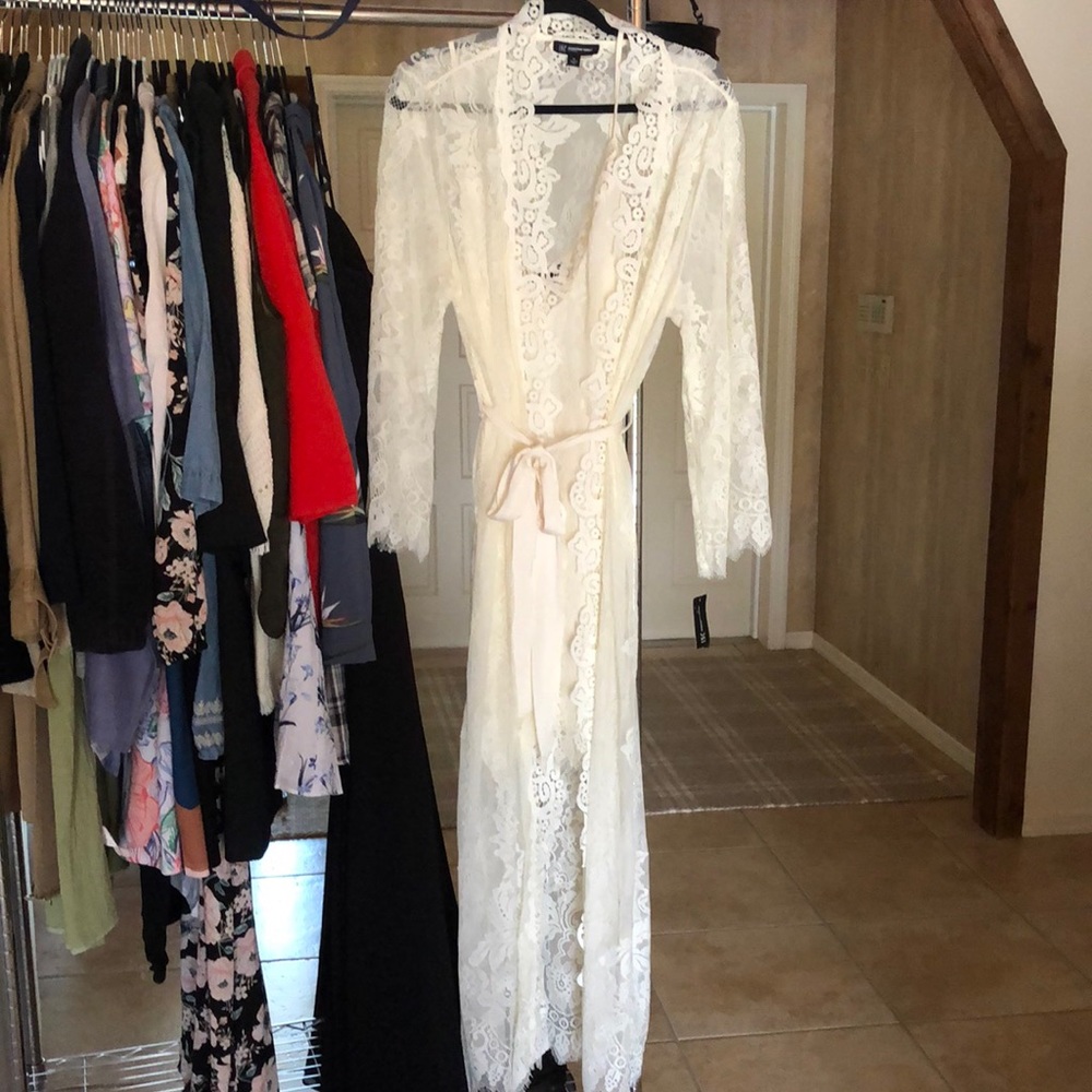 Slip and robe ivory